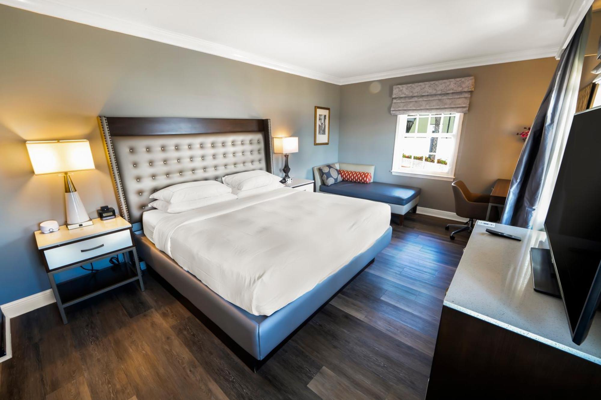 Отель Hilton Saint Augustine Historic Bayfront Экстерьер фото