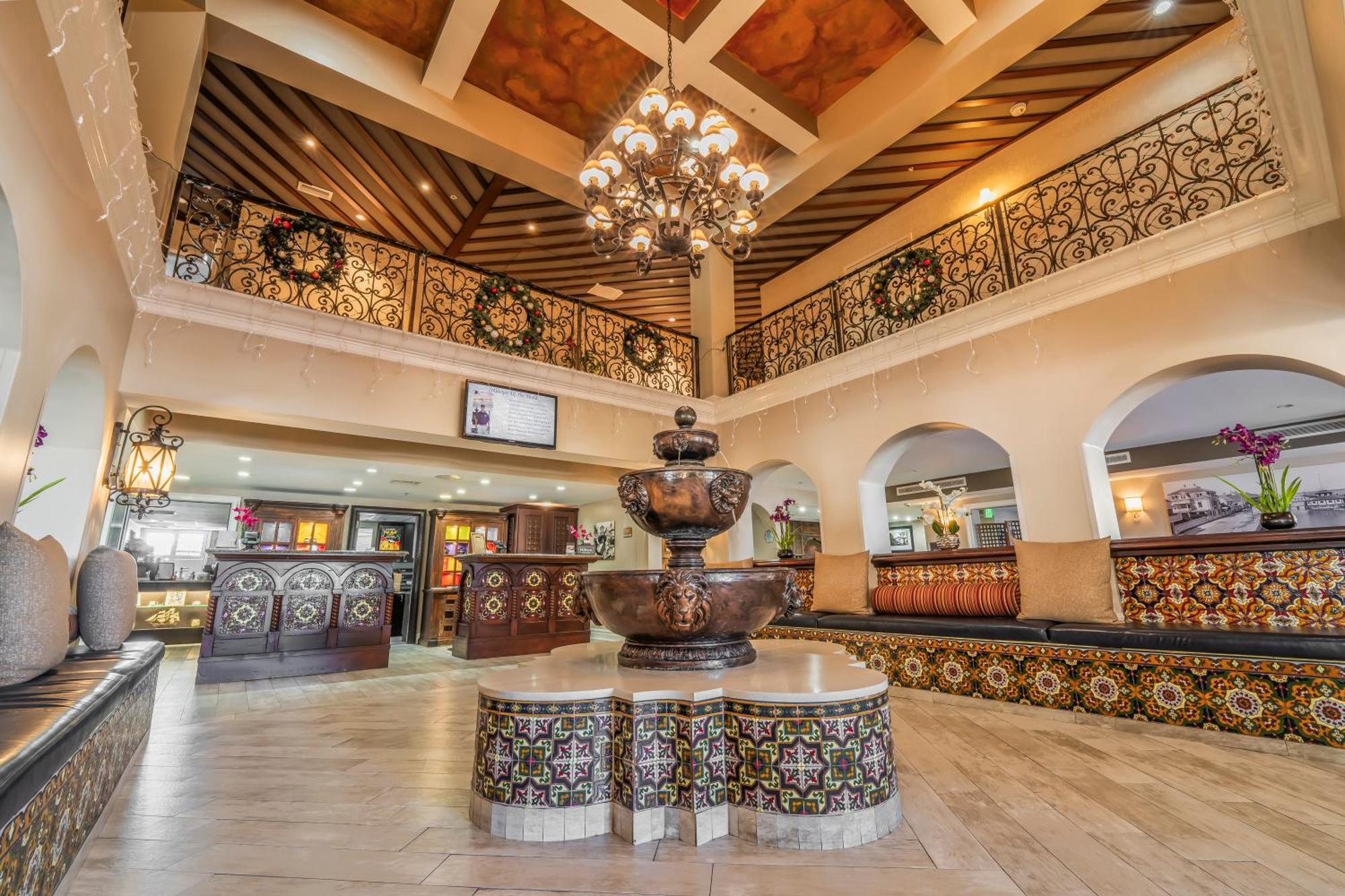Отель Hilton Saint Augustine Historic Bayfront Экстерьер фото