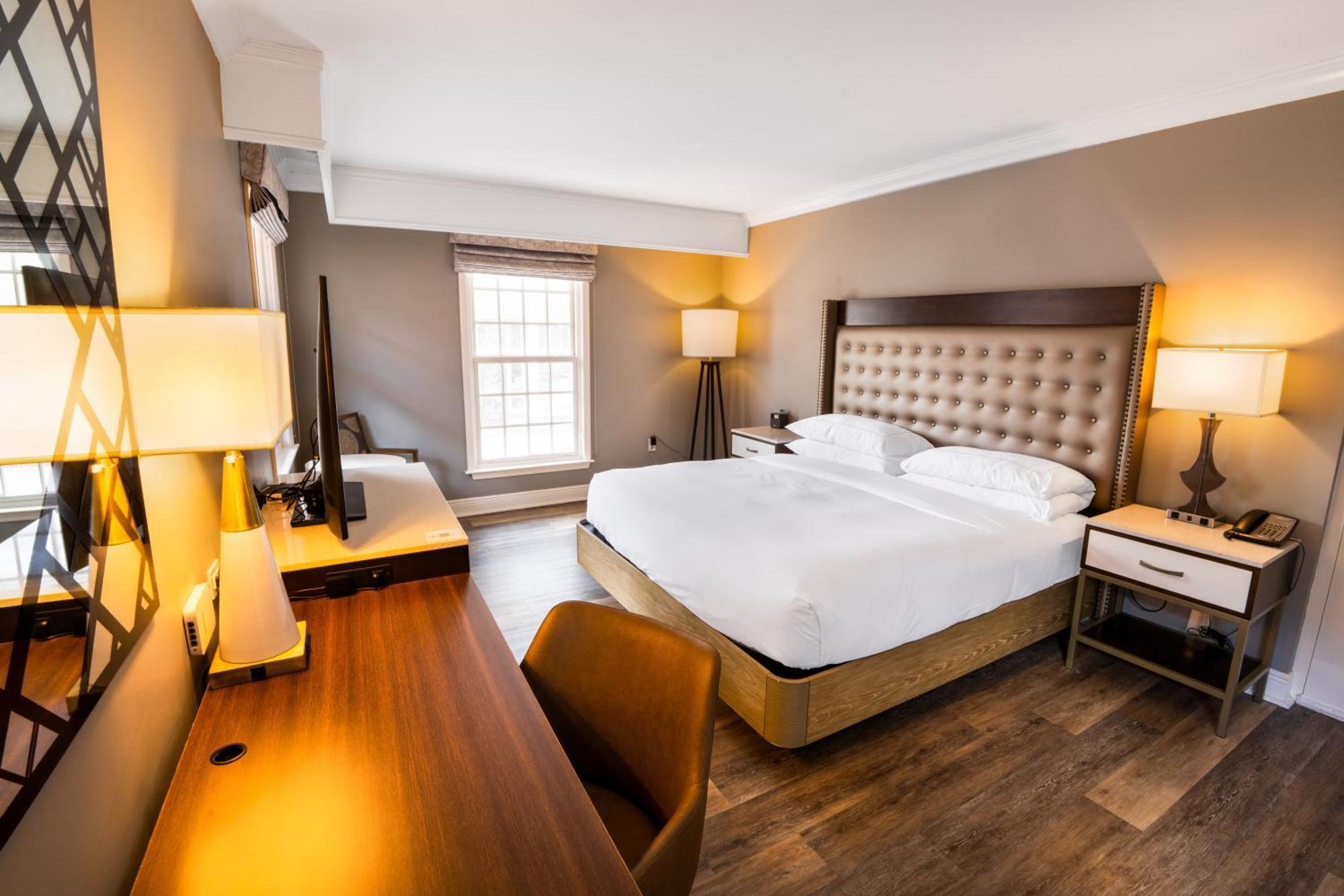 Отель Hilton Saint Augustine Historic Bayfront Экстерьер фото