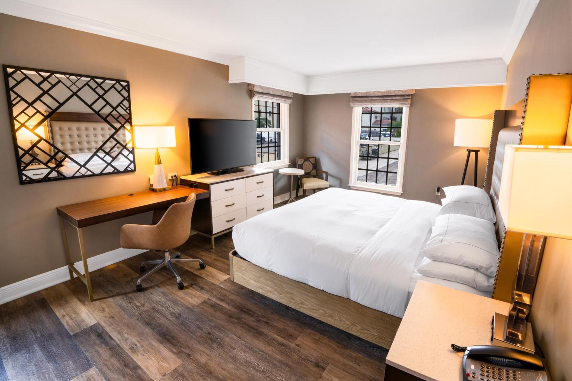 Отель Hilton Saint Augustine Historic Bayfront Экстерьер фото