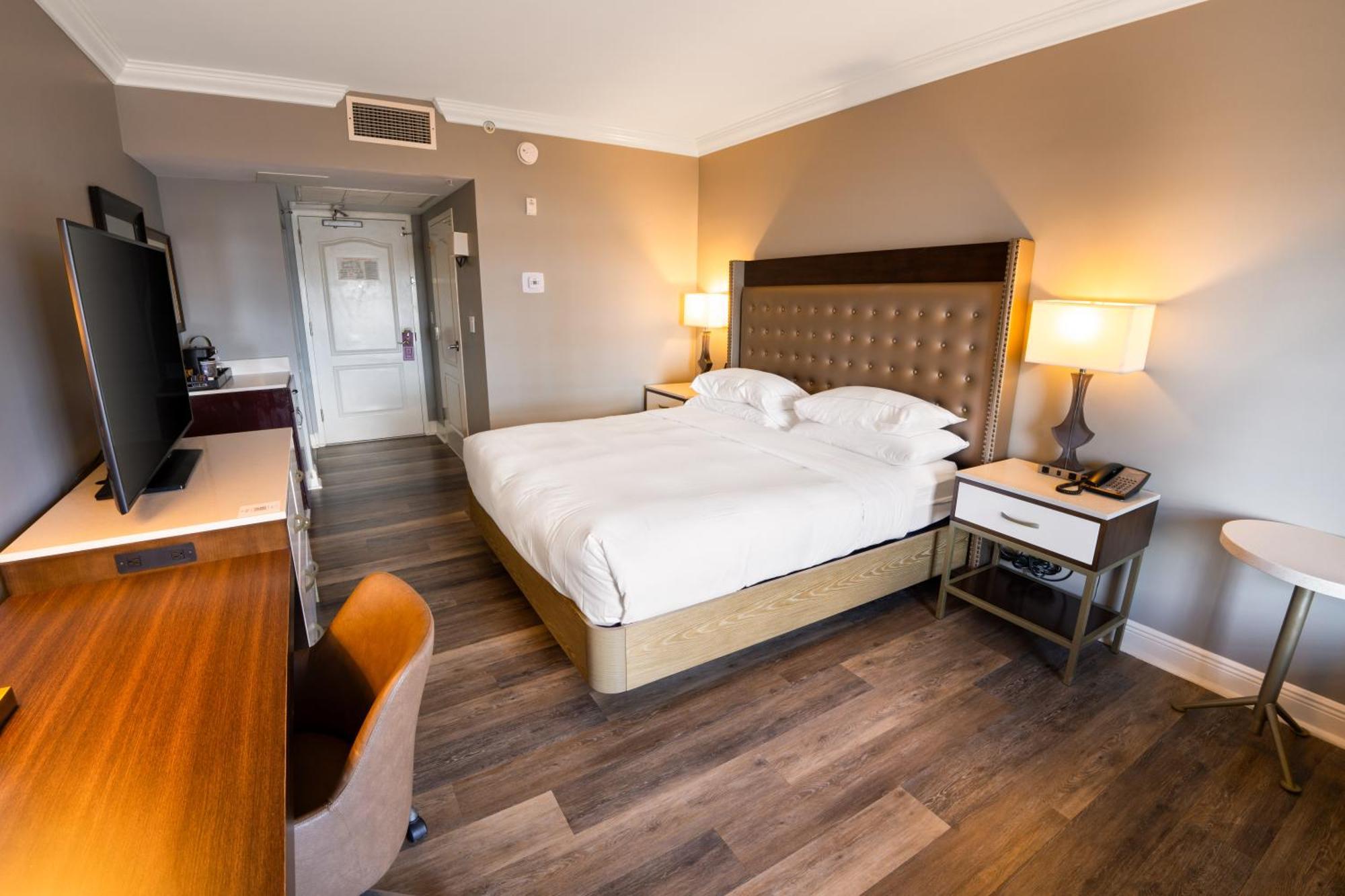 Отель Hilton Saint Augustine Historic Bayfront Экстерьер фото