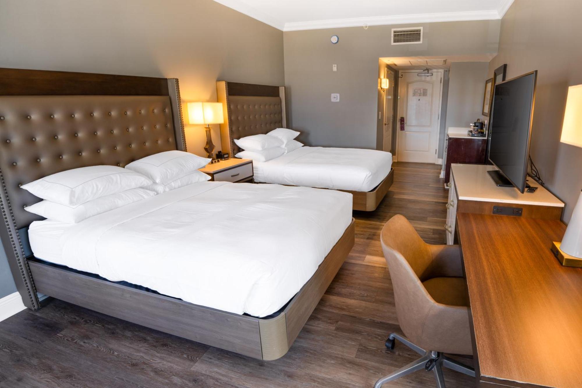 Отель Hilton Saint Augustine Historic Bayfront Экстерьер фото